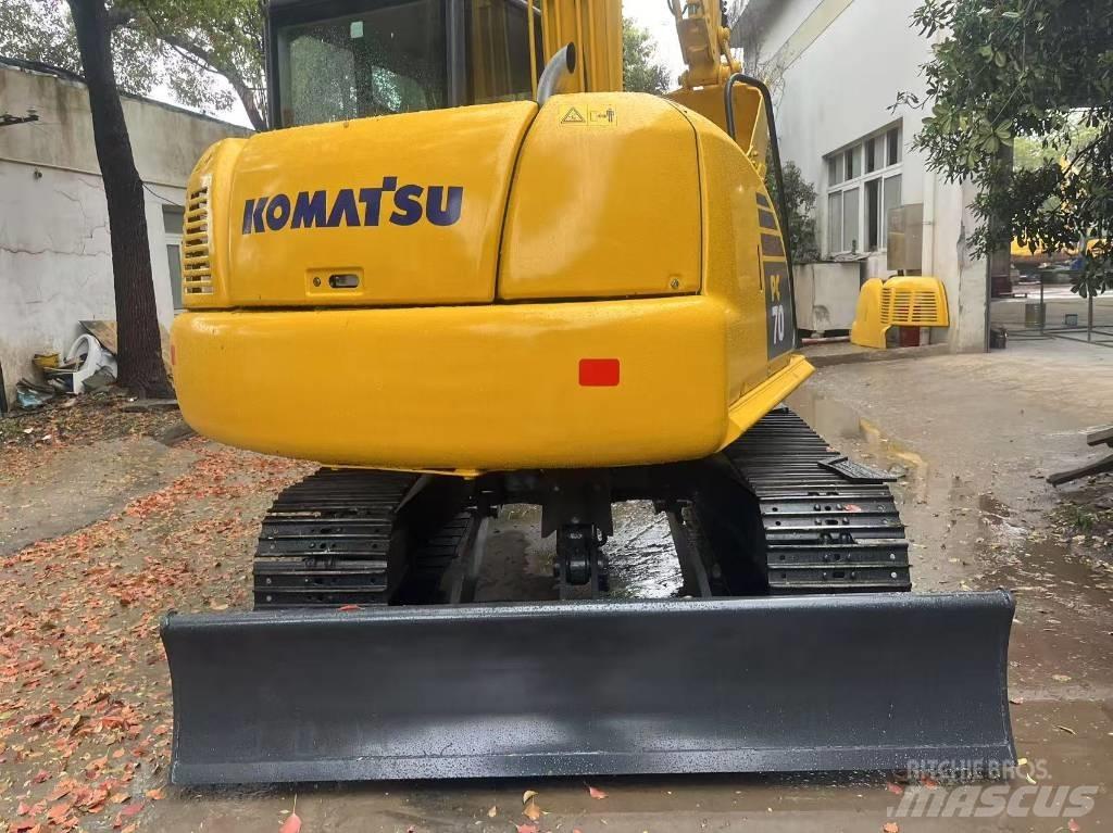 Komatsu PC 70 Roomikekskavaatorid