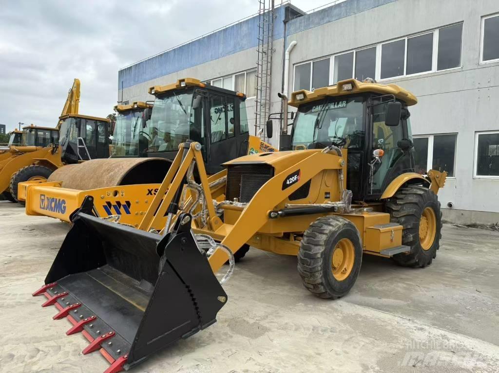 CAT 420 F Ekskavaatorlaadurid