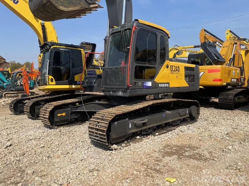 Volvo ec240 Pika noolega ekskavaatorid