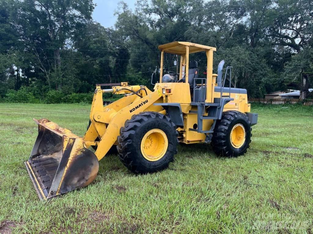 Komatsu WA 250-3L Rataslaadurid