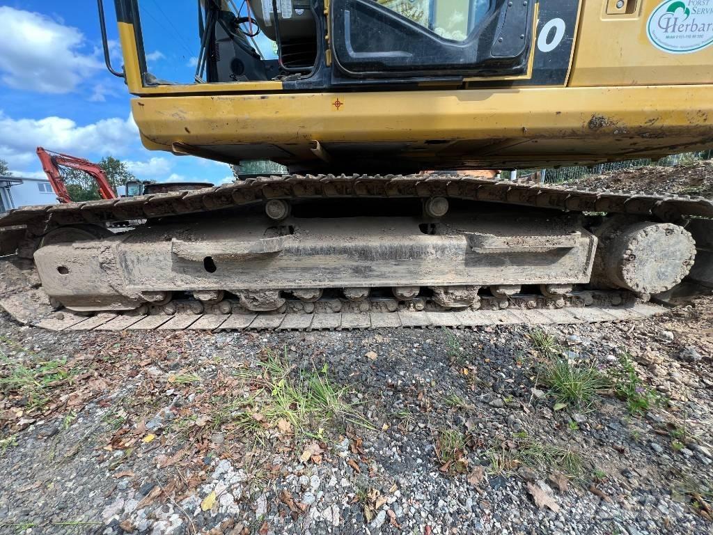Komatsu PC 240 NLC Roomikekskavaatorid