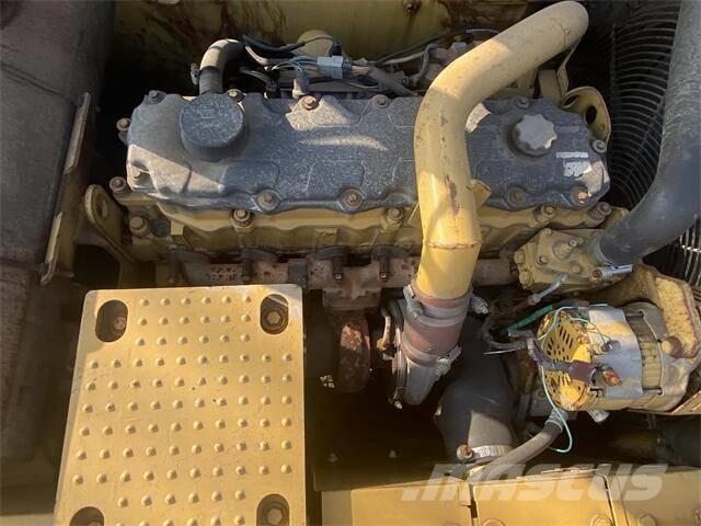 CAT 329D Roomikekskavaatorid