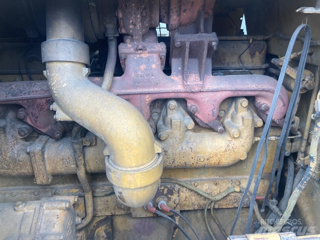 CAT D 8 K Buldooserid