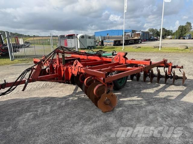 Kverneland 5 M Randaalid