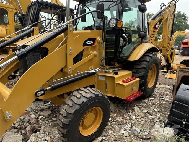 CAT 420 F Ekskavaatorlaadurid