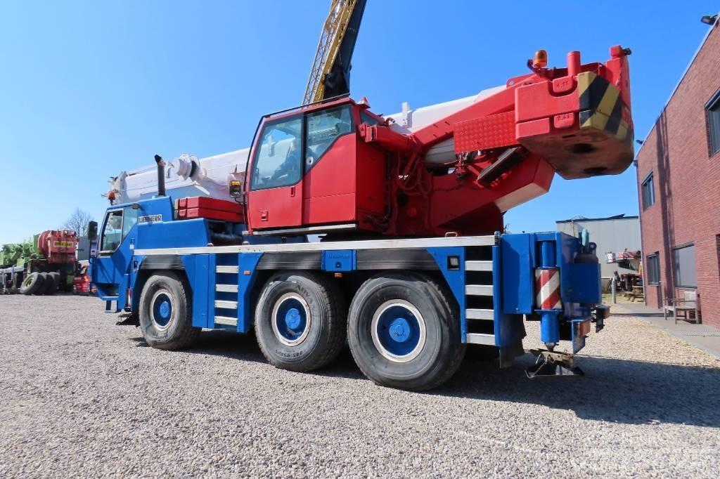 Liebherr LTM 1055-1 Maastikutõstukid