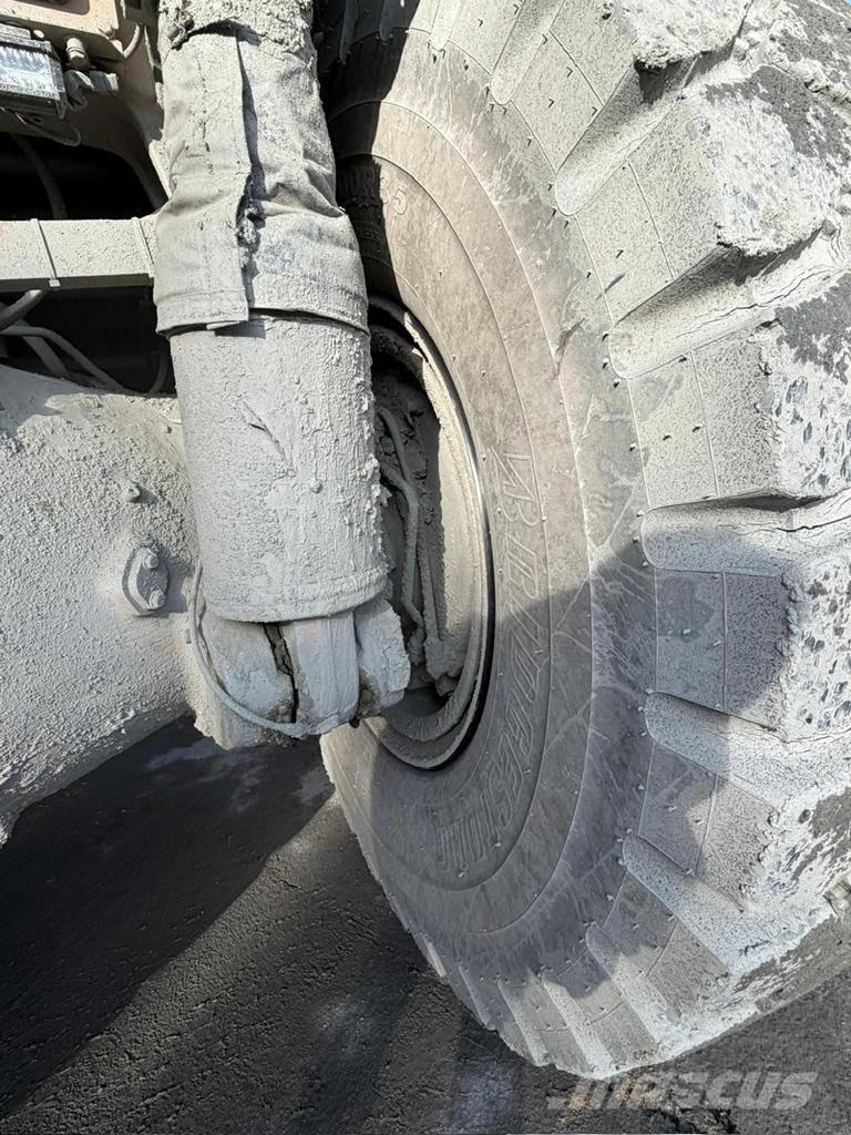 CAT 775 F Karjääriveokid