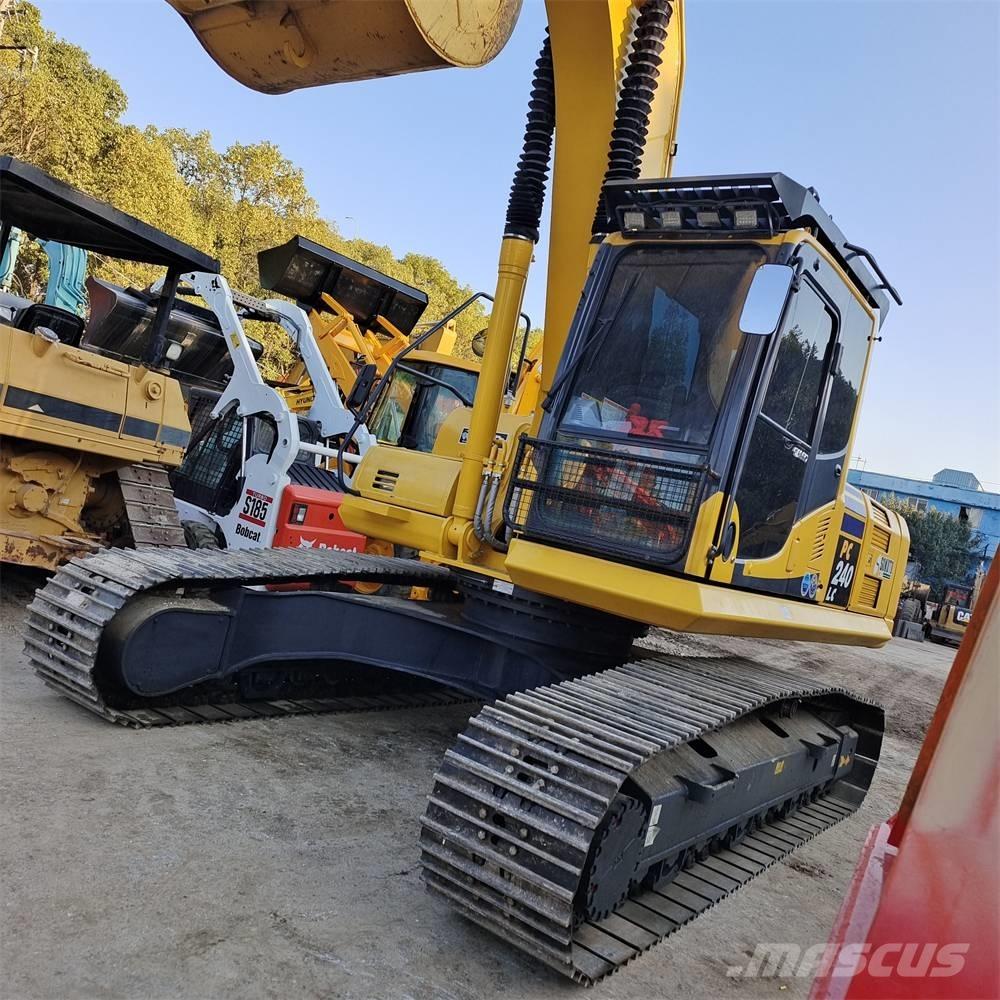 Komatsu PC 240 Roomikekskavaatorid
