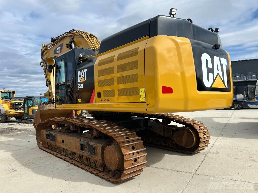 CAT 352F Roomikekskavaatorid