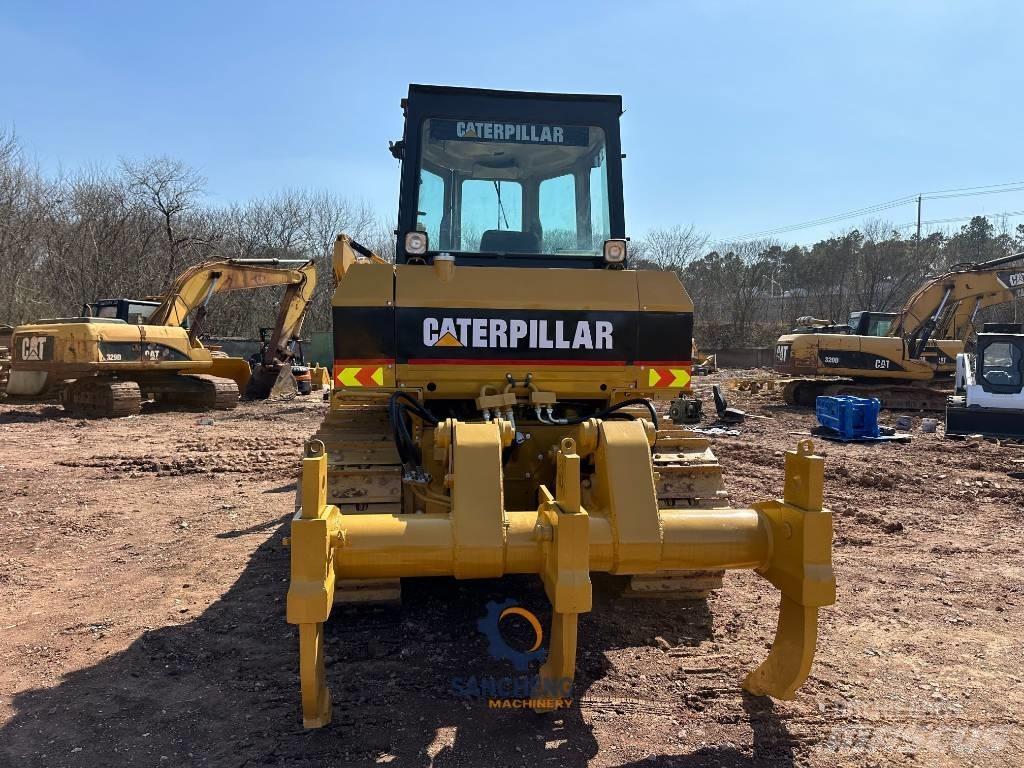 CAT D 7 G Buldooserid