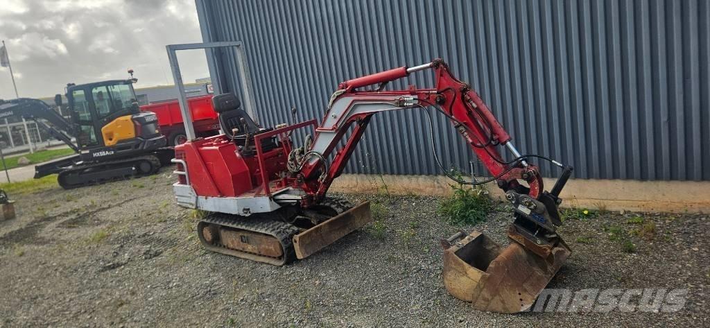 Yanmar B 12 Miniekskavaatorid < 7 t