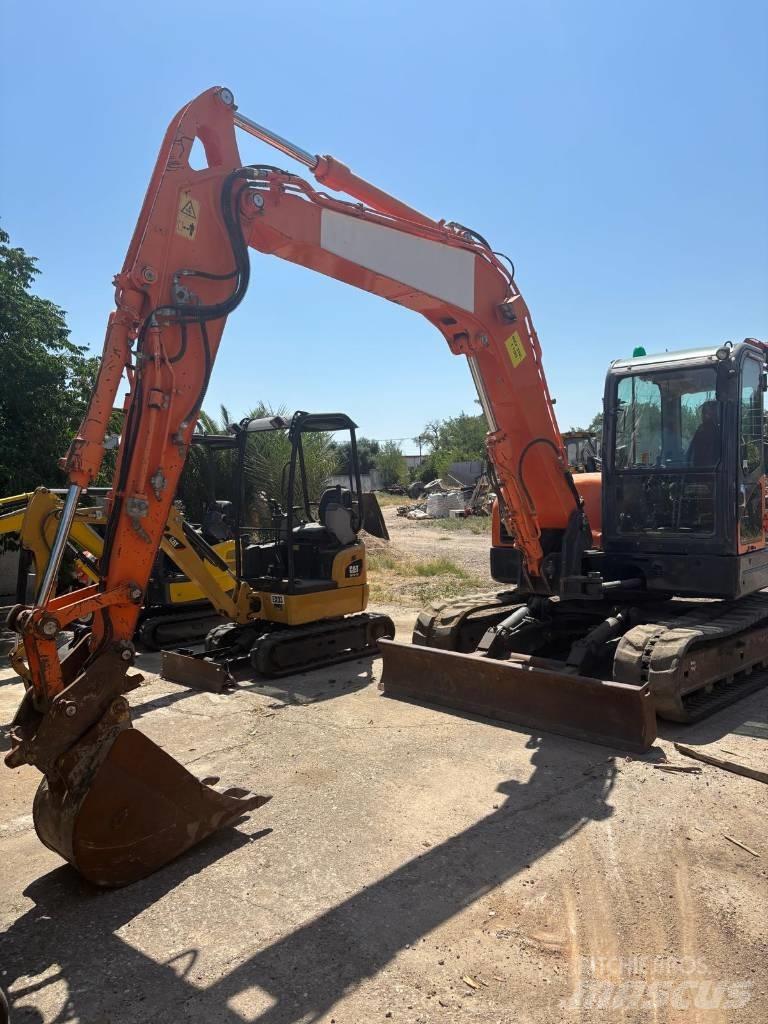 Doosan DX 80 R Väikeekskavaatorid 7t-12t