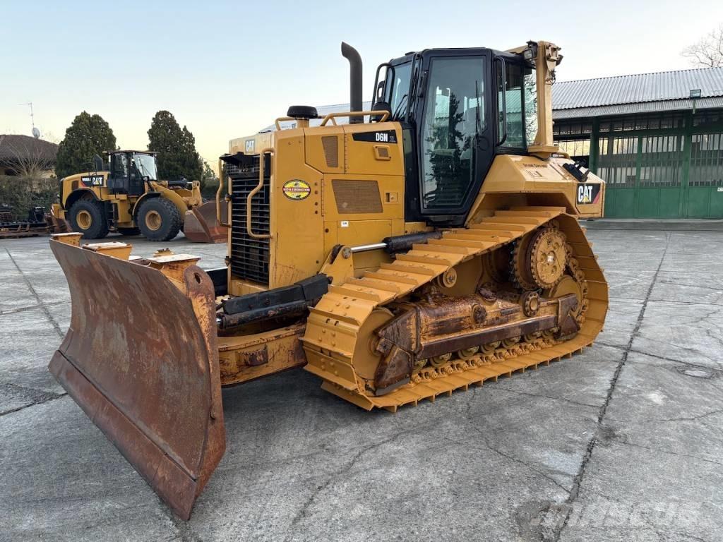 CAT D 6 N XL Buldooserid