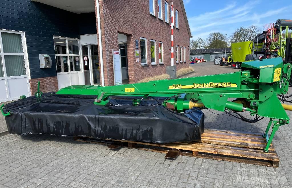 John Deere CC 331 Niidukid