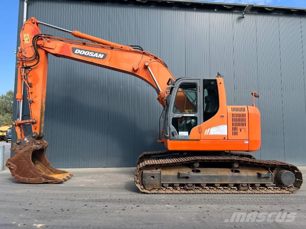 Doosan DX235LCR Roomikekskavaatorid