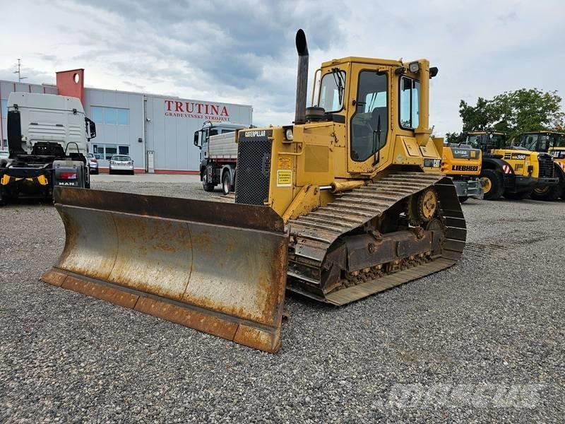 CAT D 4 H Buldooserid