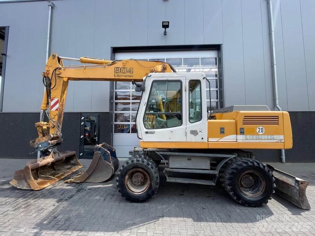 Liebherr A904C | A/C Ratasekskavaatorid
