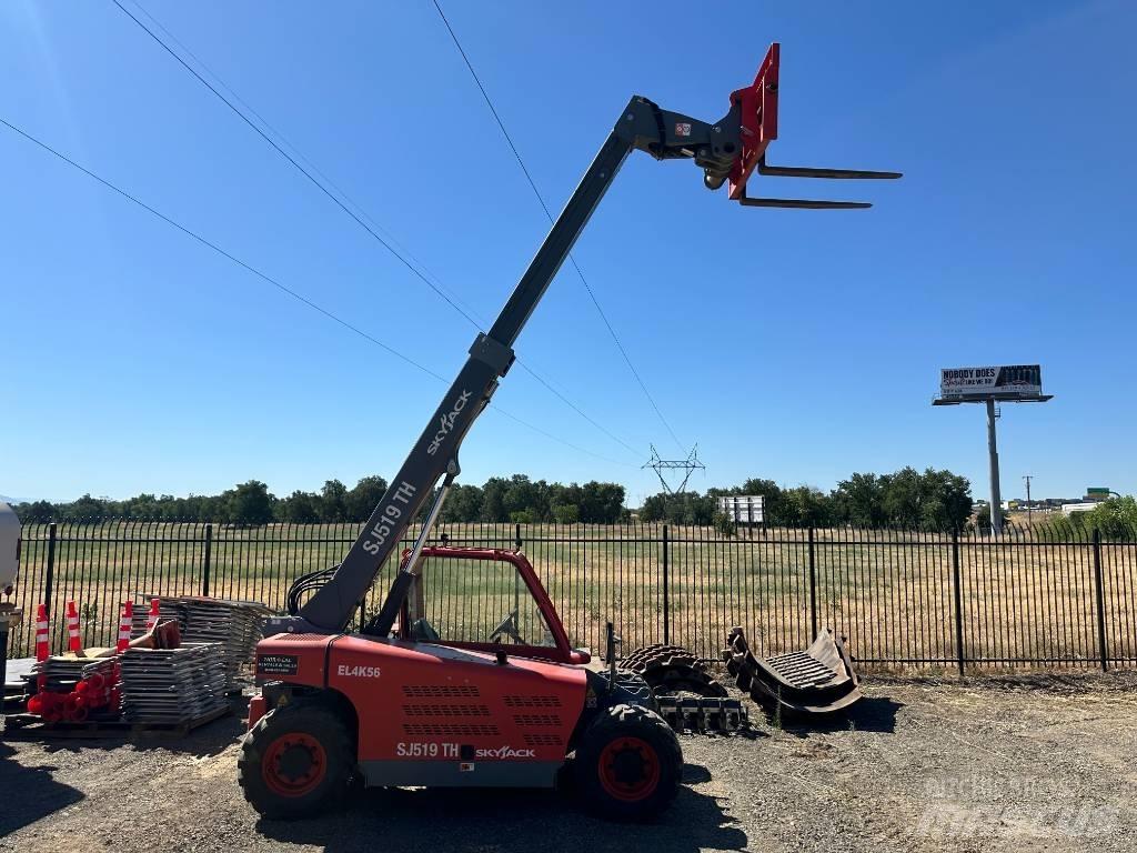 SkyJack SH519 Teleskooplaadurid