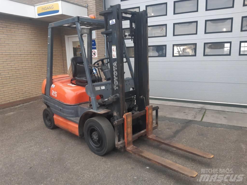Toyota 6 FDF 25 Diiseltõstukid