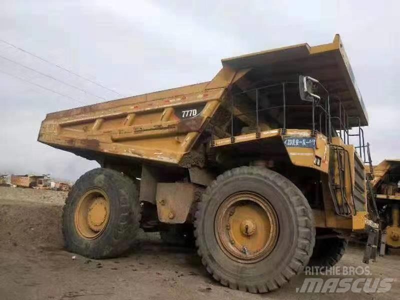 CAT 777 D Karjääriveokid