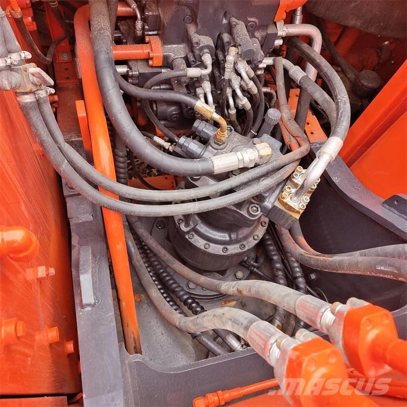 Doosan DX225LC-9C Roomikekskavaatorid