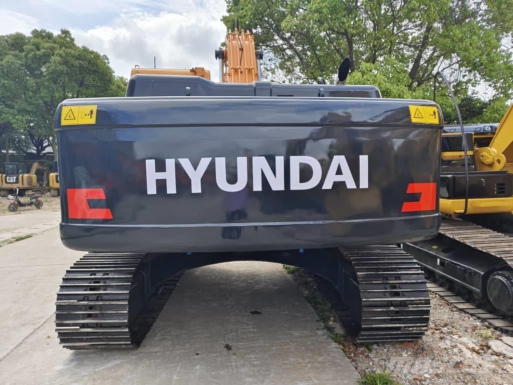 Hyundai R300LC-9S Roomikekskavaatorid