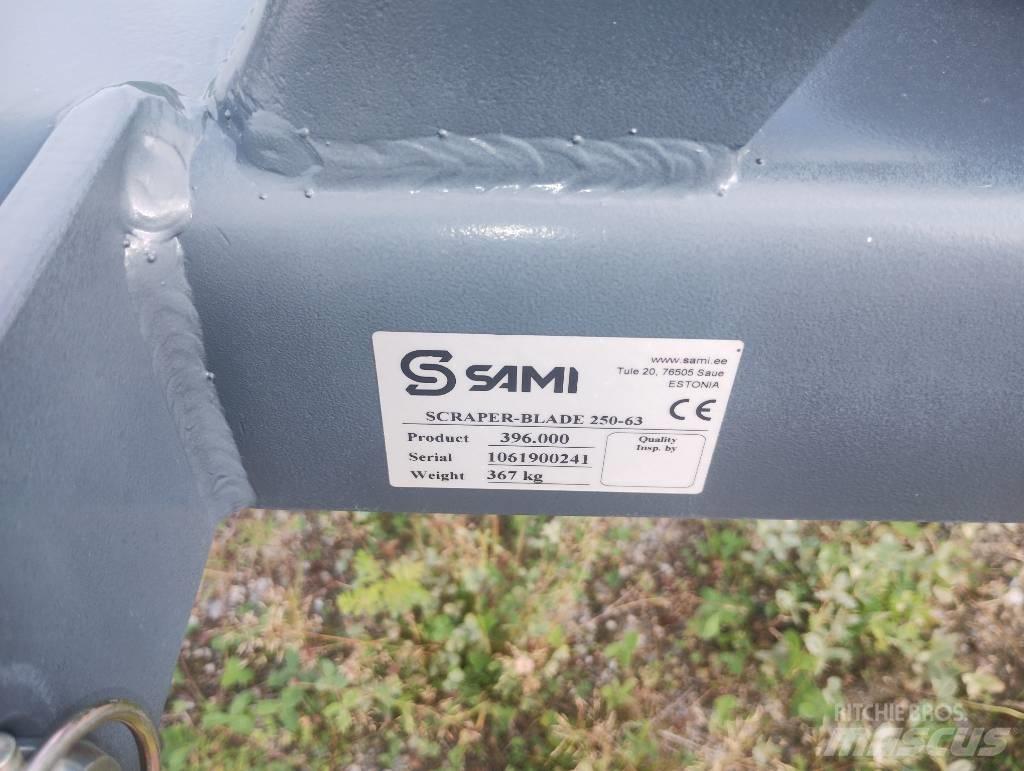 Sami 250-63 Takalana Greiderid