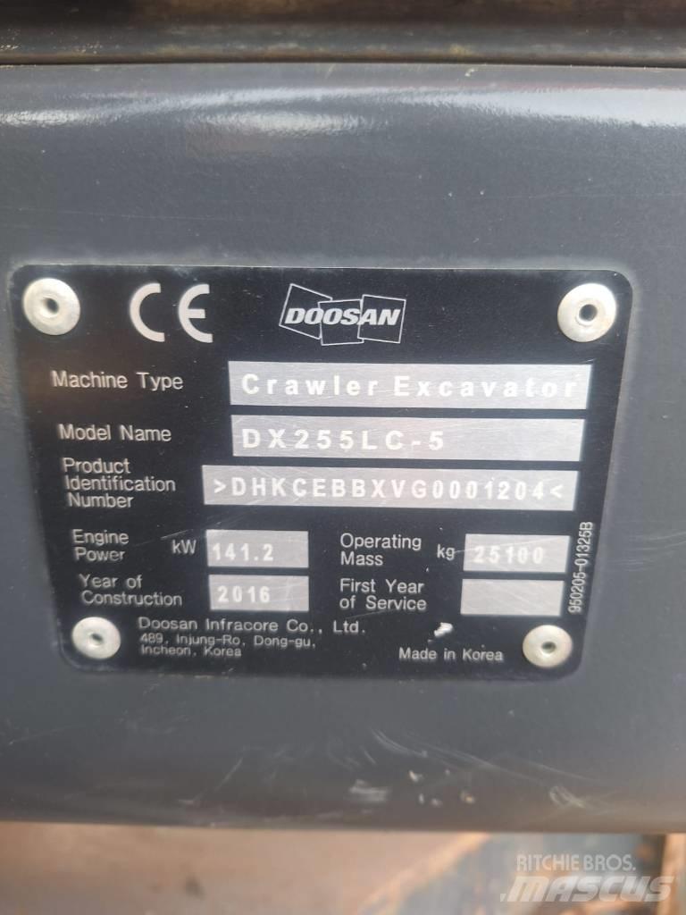 Doosan DX 255 LC-5 Roomikekskavaatorid