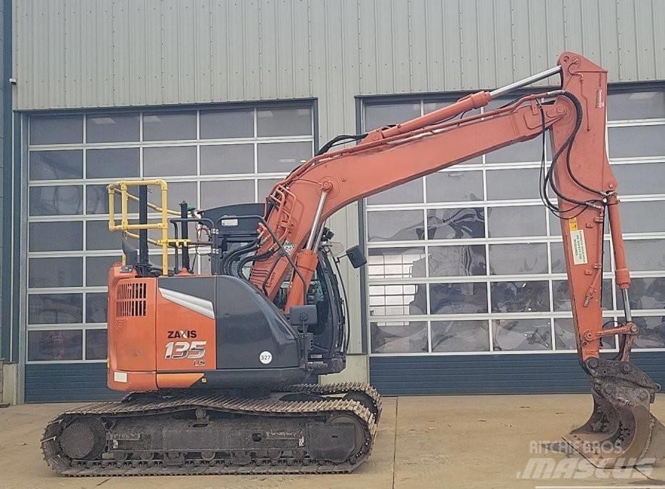 Hitachi ZX135US-7 Roomikekskavaatorid