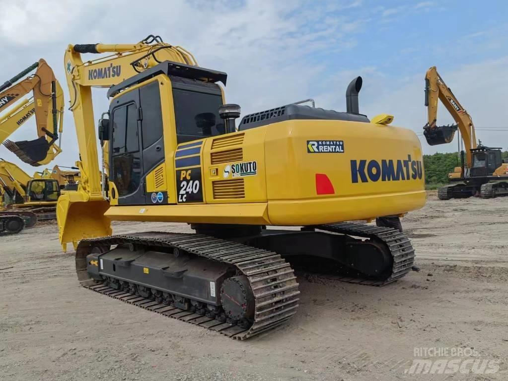 Komatsu PC 240 LC Roomikekskavaatorid