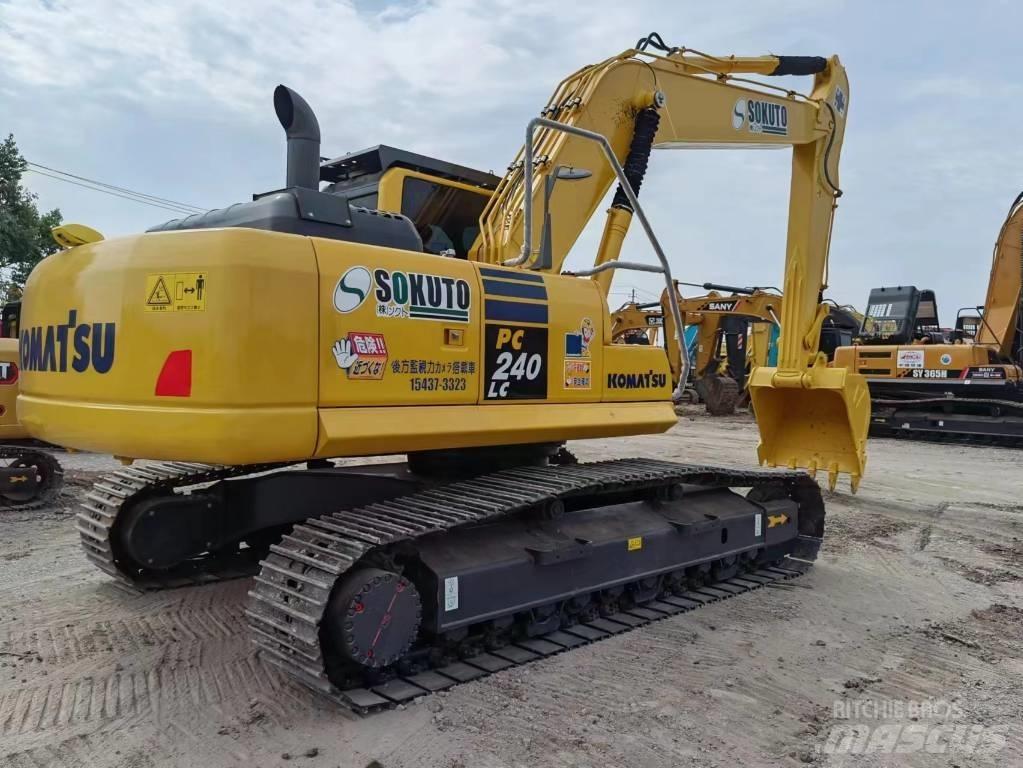 Komatsu PC 240 LC Roomikekskavaatorid