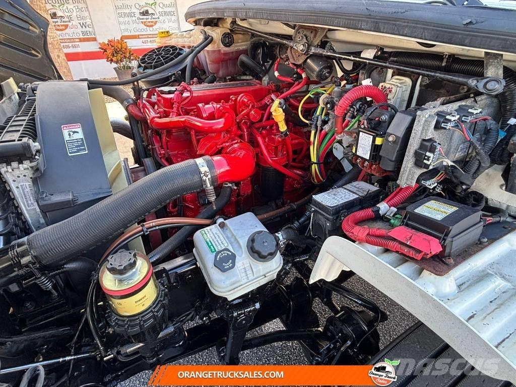 Freightliner M2 Furgoonautod