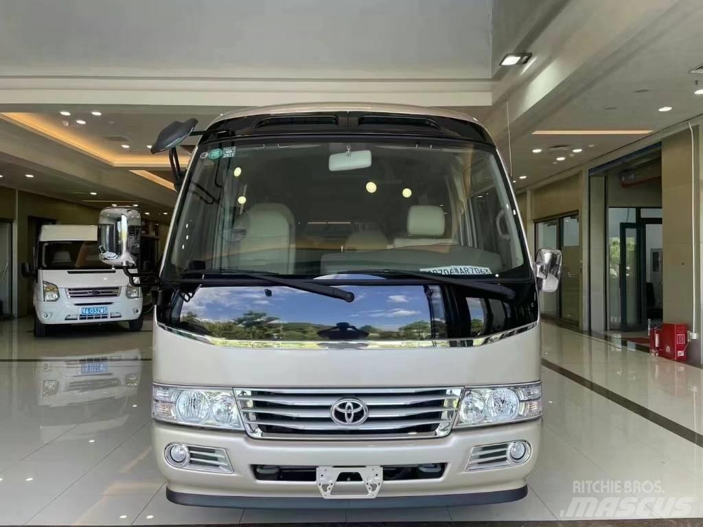 Toyota Coaster Bus Väikebussid