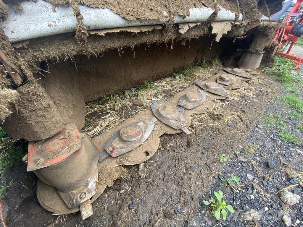 Kuhn GMD315FF Niidukid