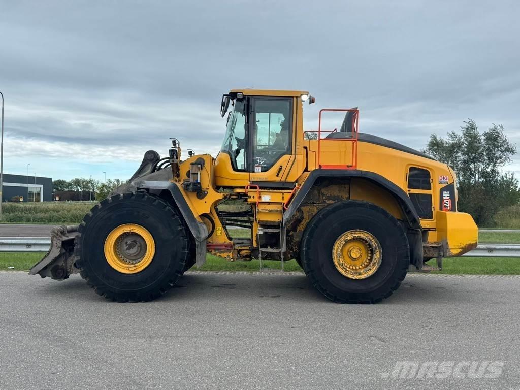 Volvo L220H Rataslaadurid