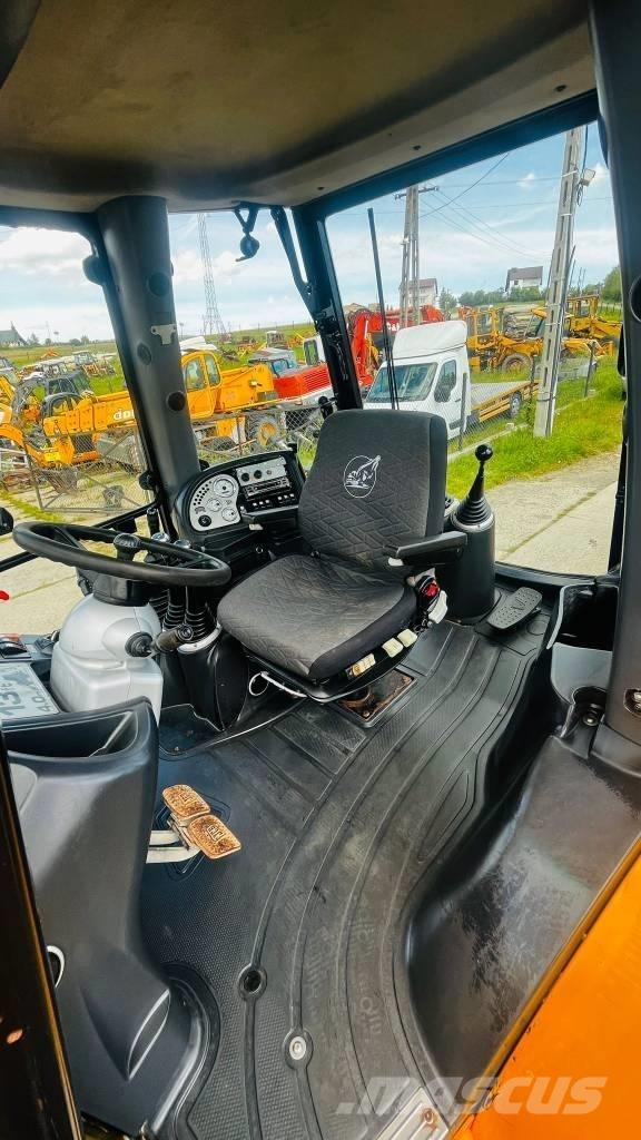 JCB 4 CX Ekskavaatorlaadurid