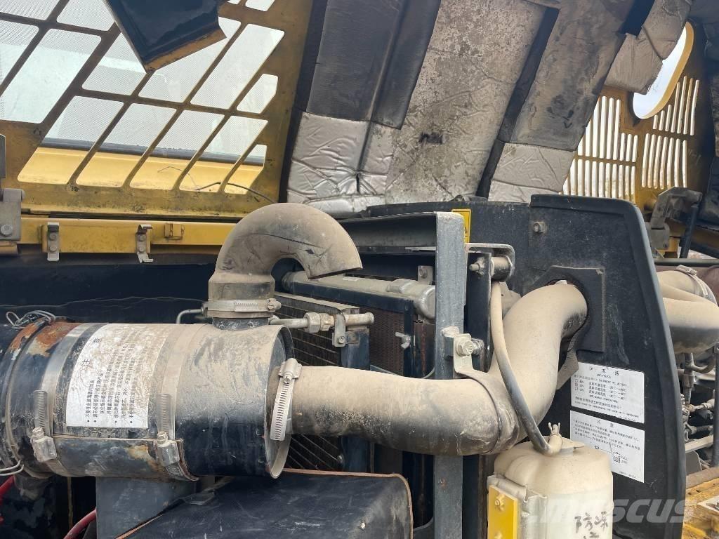 Komatsu PC 60 Roomikekskavaatorid