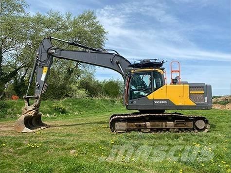 Volvo EC 220 EL Roomikekskavaatorid