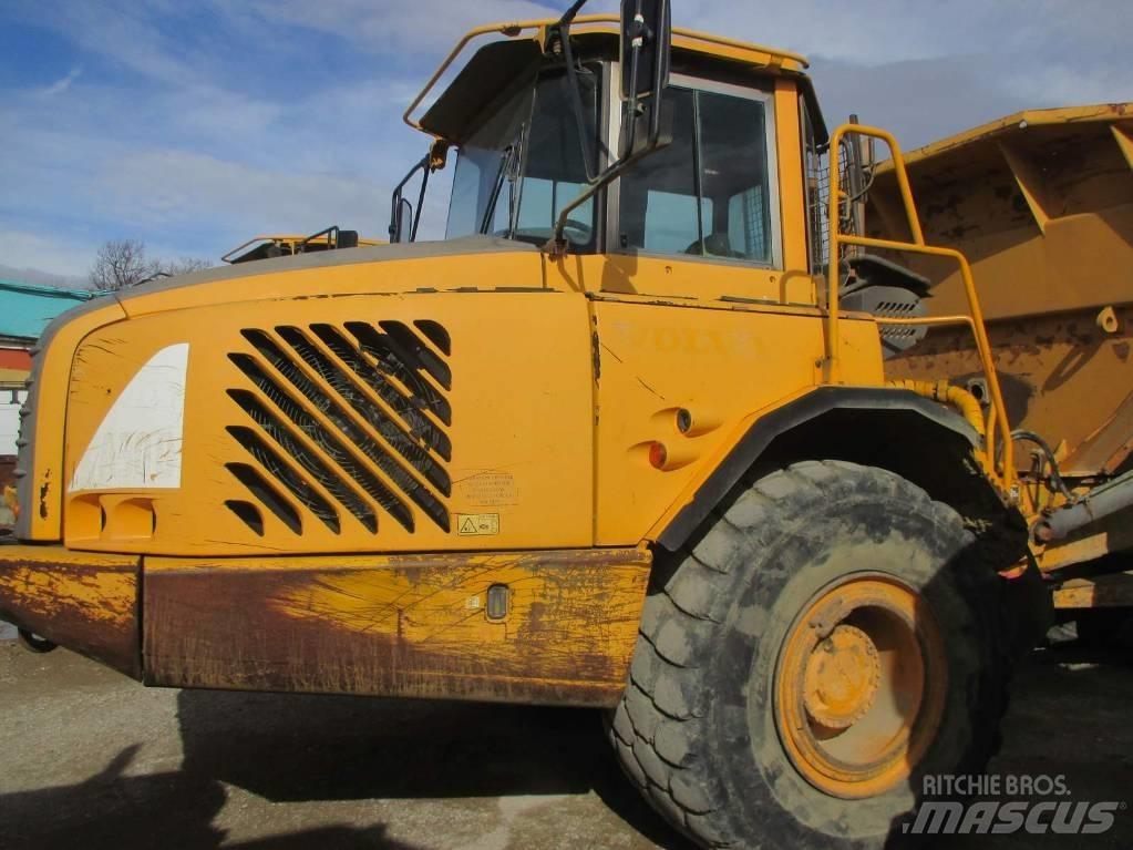 Volvo A 30 D Liigendraamiga pinnaseveokid