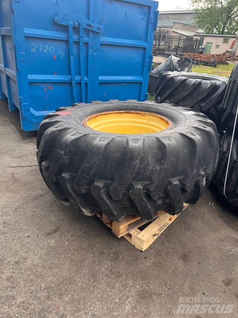 Nokian 700/70-34 Rehvid, rattad ja veljed