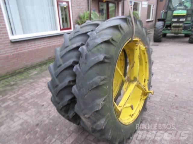 Vredestein 12.4/38 Rehvid, rattad ja veljed