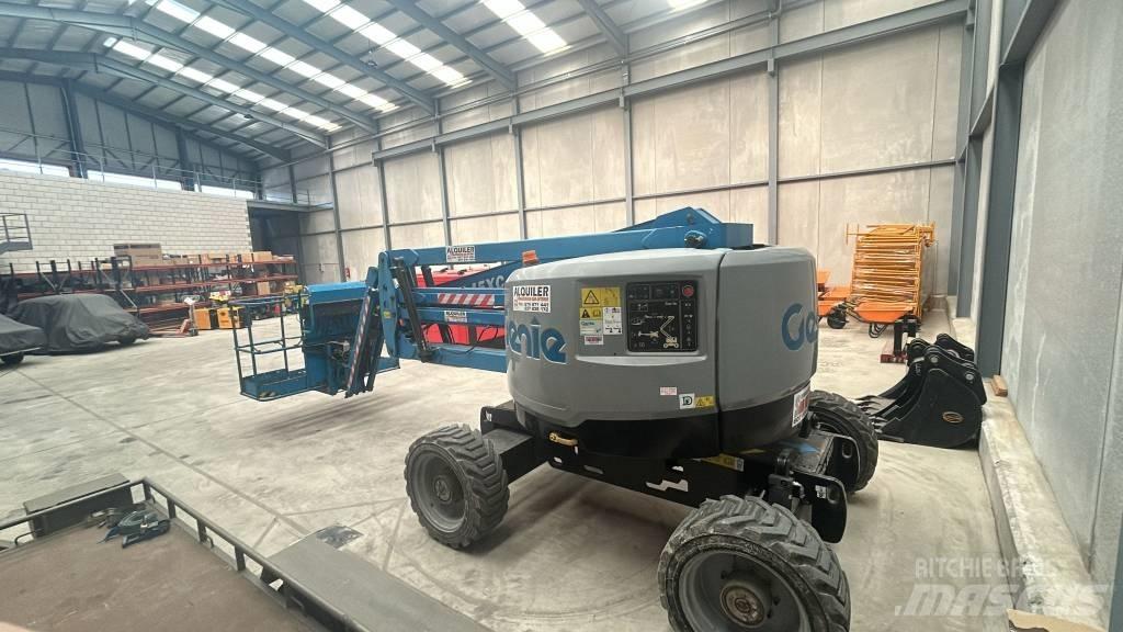 Genie Z 45/25 XC Iseliikuvad poomtõstukid