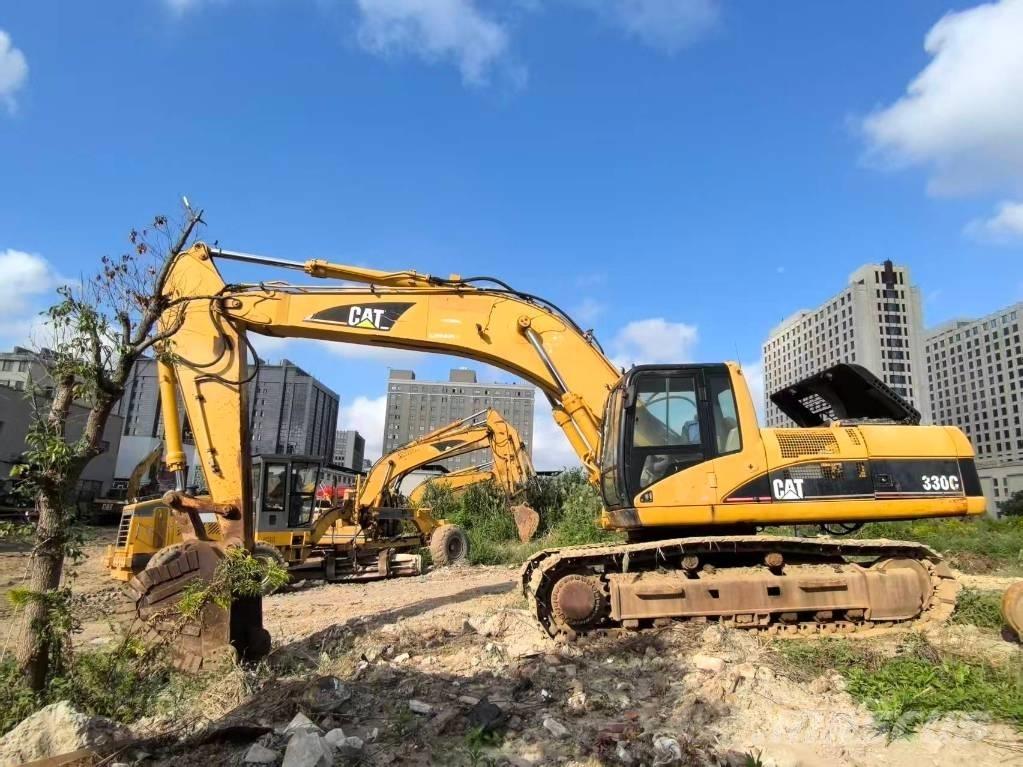 CAT 330 C Roomikekskavaatorid