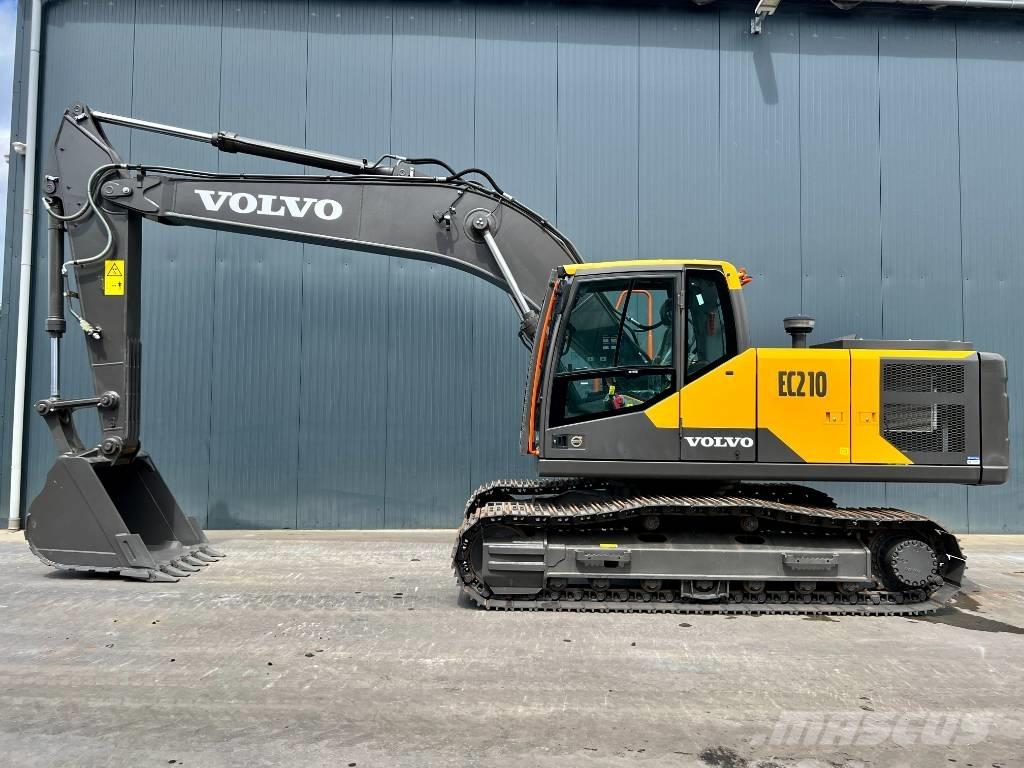 Volvo EC210 Roomikekskavaatorid