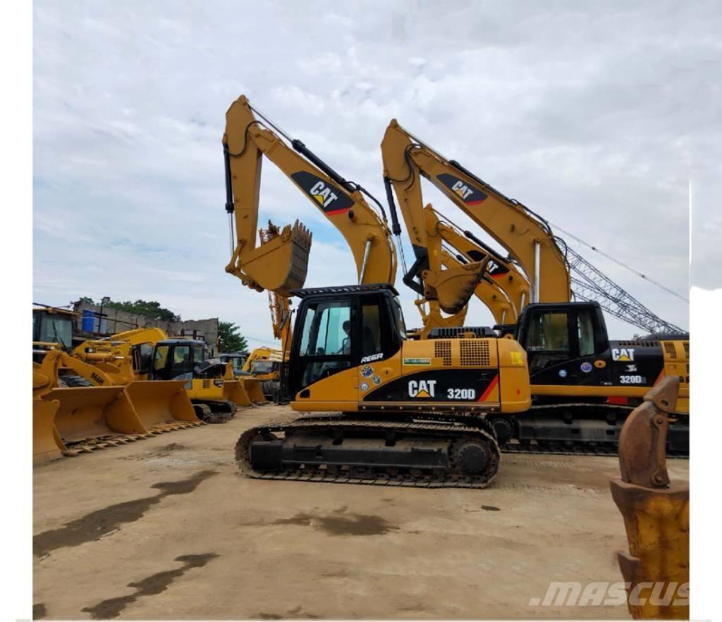 CAT 320D Roomikekskavaatorid