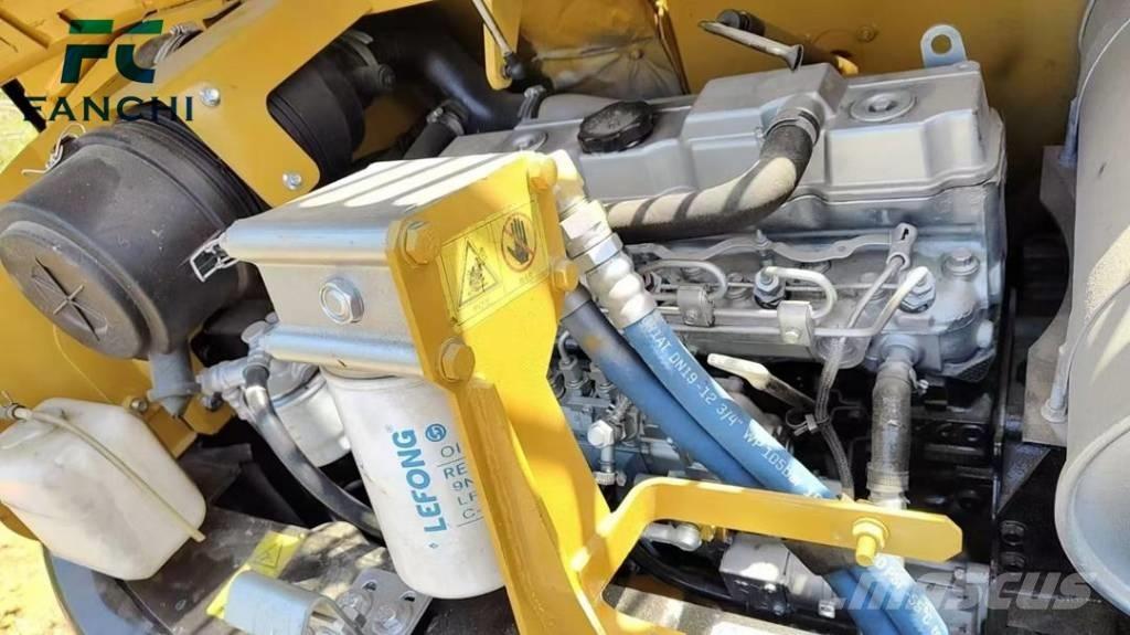 CAT 308 C Väikeekskavaatorid 7t-12t