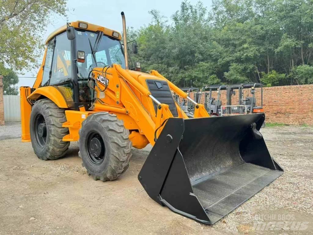 JCB 3 CX Ekskavaatorlaadurid