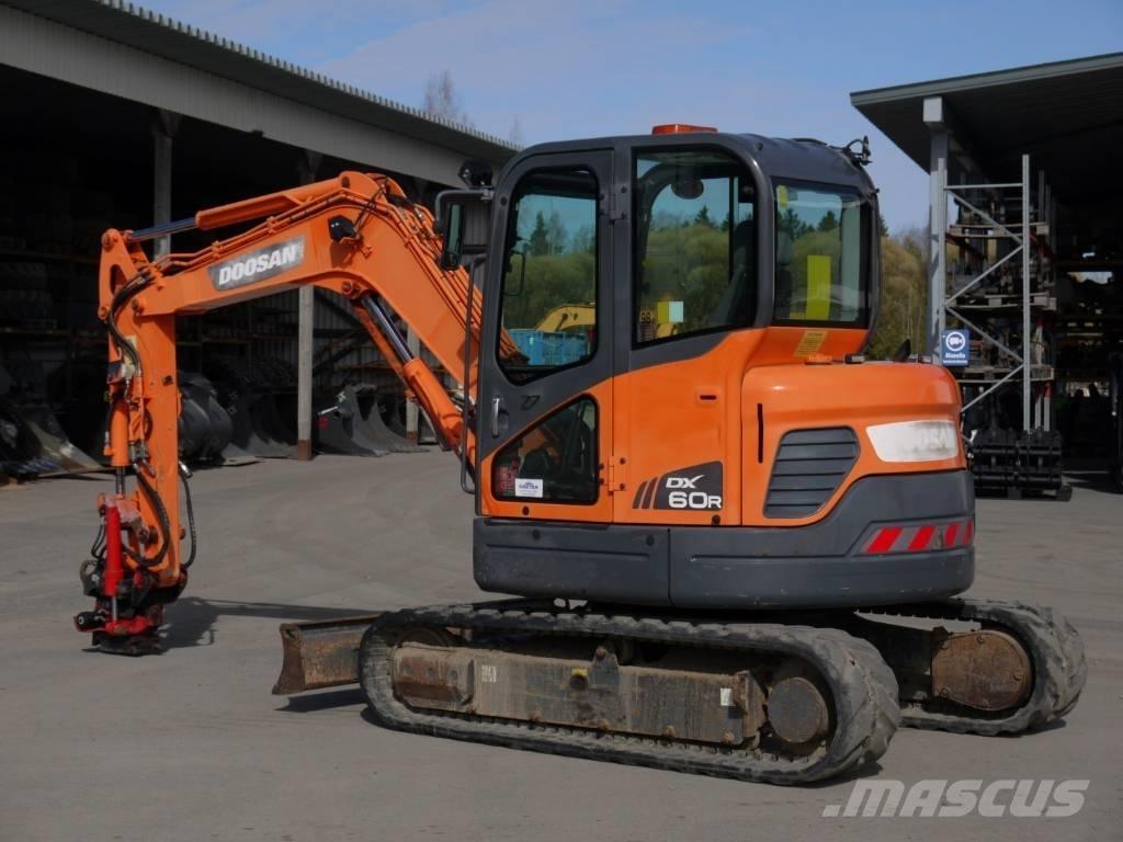 Doosan DX 60 R Miniekskavaatorid < 7 t