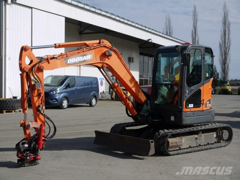 Doosan DX 60 R Miniekskavaatorid < 7 t