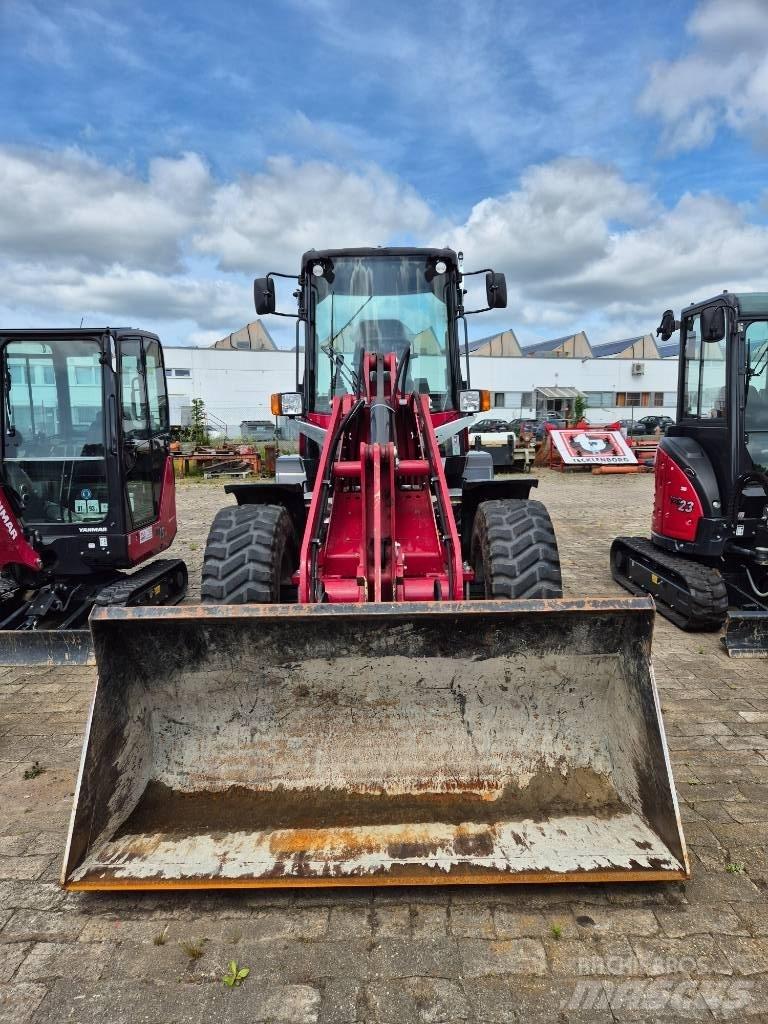 Yanmar V100/5 Rataslaadurid